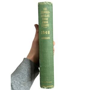 Antique Book-40s - Sunday school lessons-
Wear- green- coffee table- religious